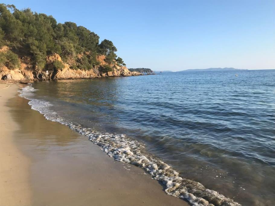 Appartement Plage Piscine Et Tennis Inclus La Londe-les-Maures ภายนอก รูปภาพ