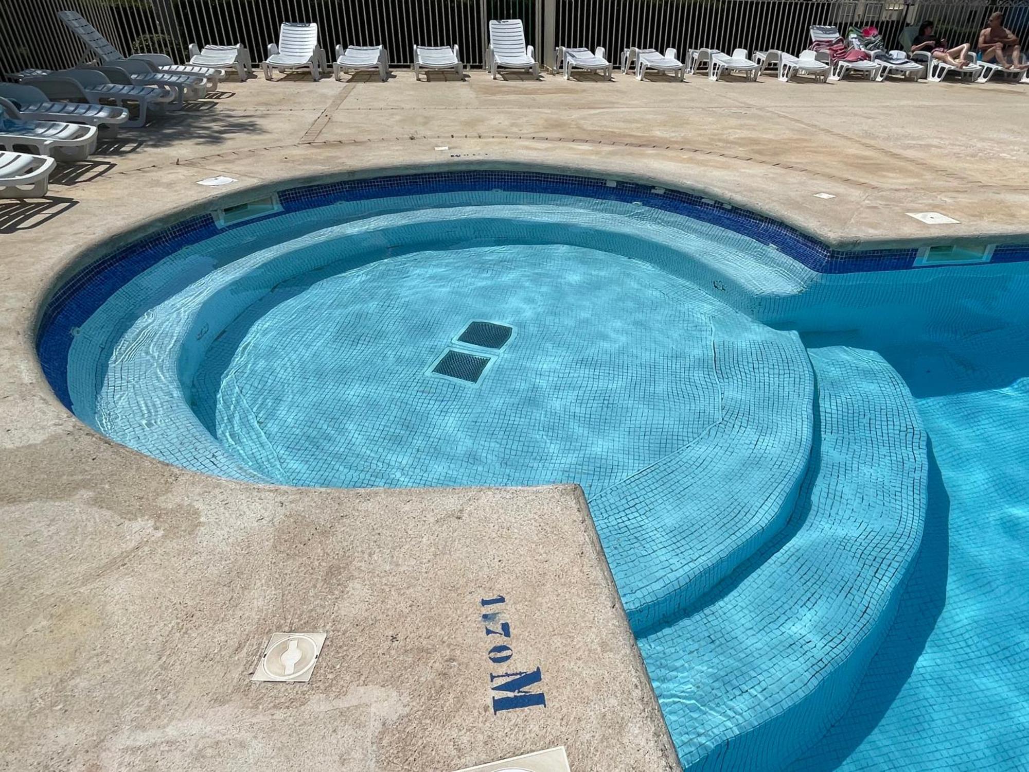 Appartement Plage Piscine Et Tennis Inclus La Londe-les-Maures ภายนอก รูปภาพ