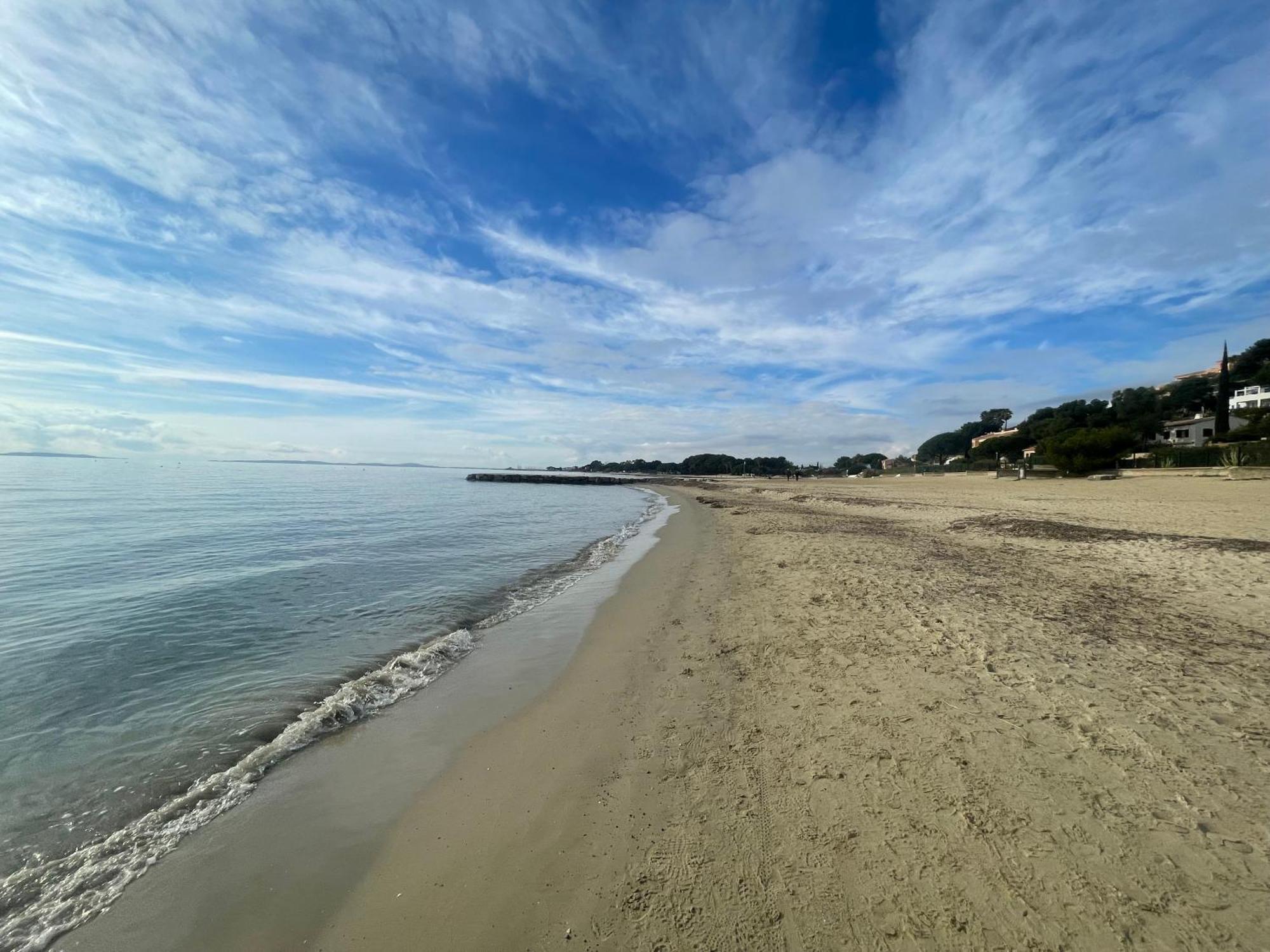Appartement Plage Piscine Et Tennis Inclus La Londe-les-Maures ภายนอก รูปภาพ